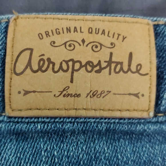 Jeans - Picture 2 of 2